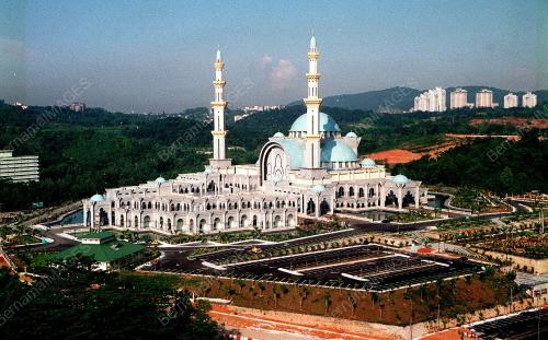 WILAYAH PERSEKUTUAN KUALA LUMPUR MOSQUE