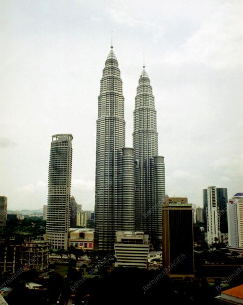 PETRONAS TWIN TOWERS