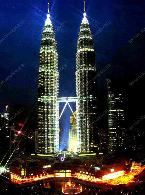 PETRONAS TWIN TOWERS