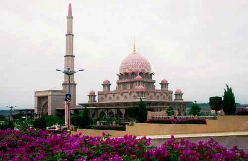 PUTRA MOSQUE