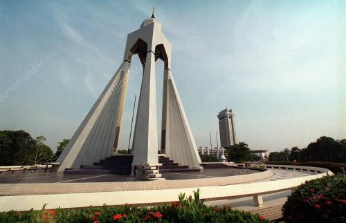 SELANGOR MONUMENT