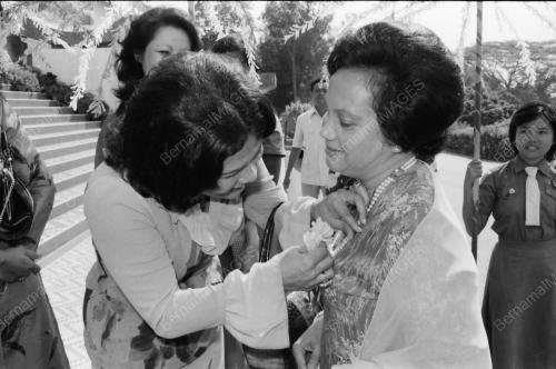 RASMI KELUARGAKU SAYANG DI MUZIUM