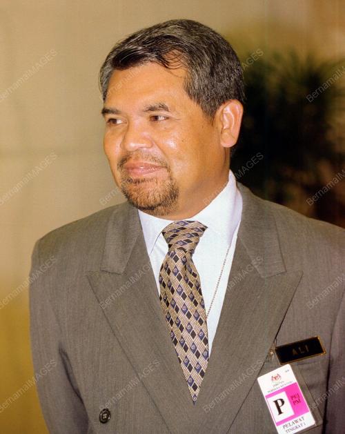201101_ALI_ABDULLAH_05022016