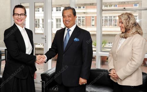 TAN SRI MUHYIDDIN YASSIN