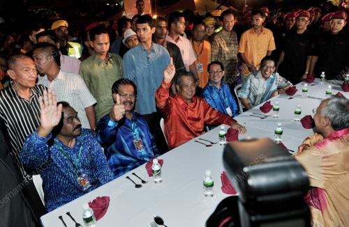 TAN SRI MUHYIDDIN YASSIN