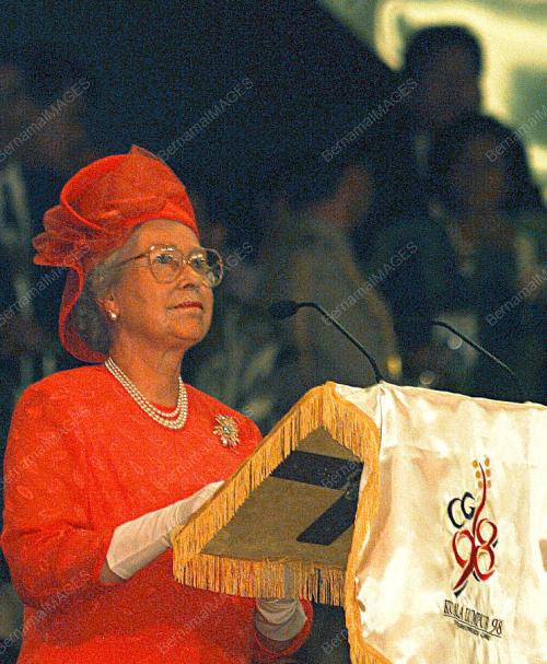 21 09 1998 QUEEN ELIZABETH