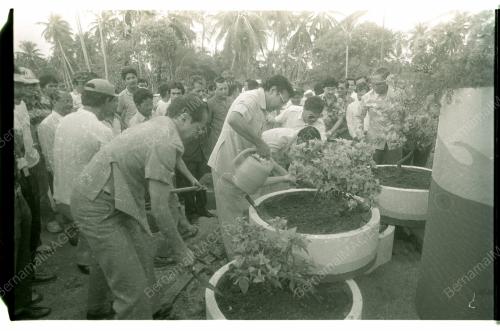 Datuk Rastom Rasmi gotong-royong