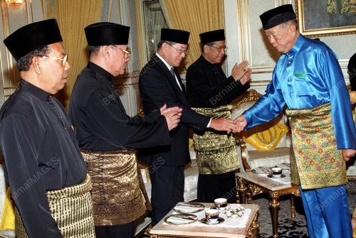 29_08_2000_AGONG_HAKIM_BARU_12012016
