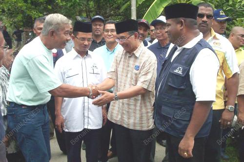 MOHD TAJOL ROSLI GHAZALI
