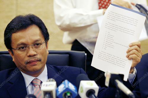 DATUK SHAFIE APDAL