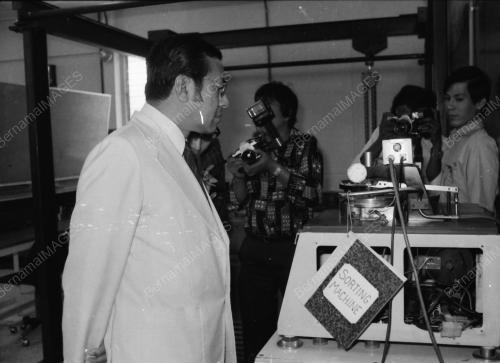 MAHATHIR OFFICIATES NDK SDN BHD