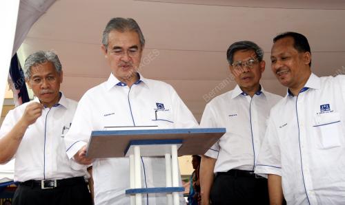 ABDULLAH AHMAD BADAWI
