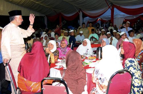MOHD NAJIB TUN RAZAK