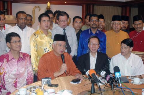 NAJIB TUN RAZAK