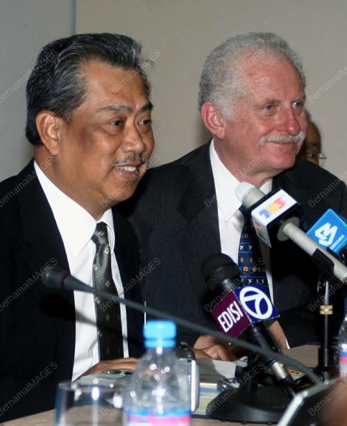 MUHYIDDIN YASSIN