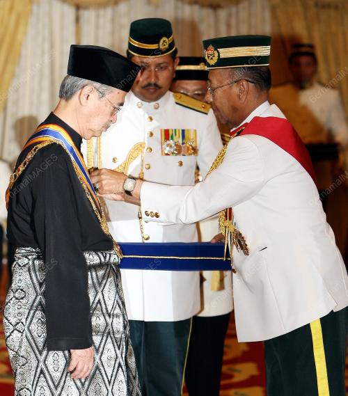 TUANKU ABDUL HALIM MU'ADZAM SHAH