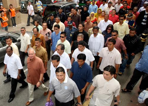 MOHD NAJIB TUN ABDUL RAZAK