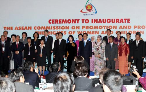 ASEAN SUMMIT