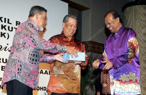MUHYIDDIN MOHD YASSIA