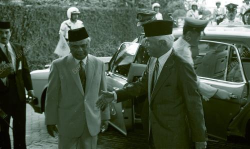 KL04_05O490_LAWATAN
