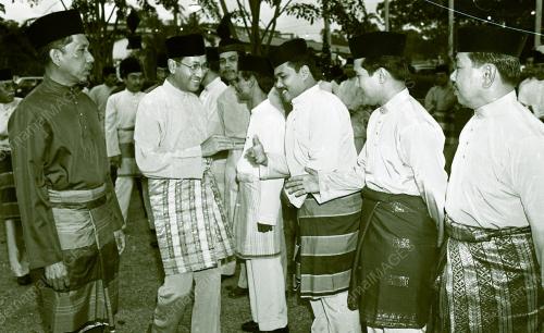 KL04_04O490_BUKA_PUASA