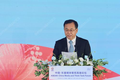 LYU YANSONG