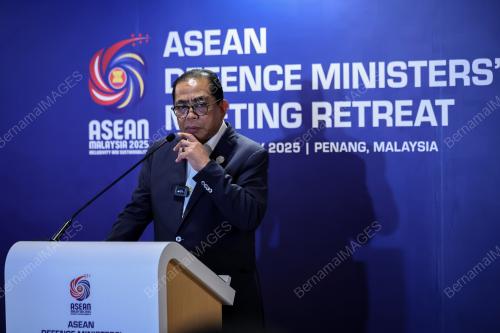 DATUK SERI MOHAMED KHALED NORDIN