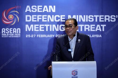DATUK SERI MOHAMED KHALED NORDIN