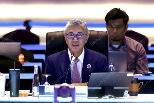 TENGKU DATUK SERI ZAFRUL ABDUL AZIZ
