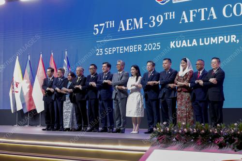 TENGKU DATUK SERI ZAFRUL ABDUL AZIZ