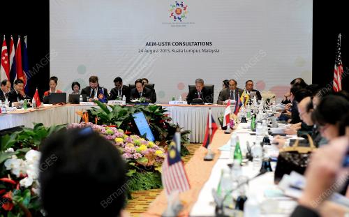 AEM09_24082015_AEM_USTR3