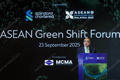 TAN SRI NAZIR RAZAK