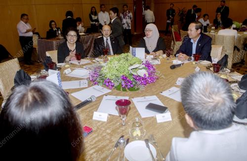 AEM11_20082015_SEOM_DINNER