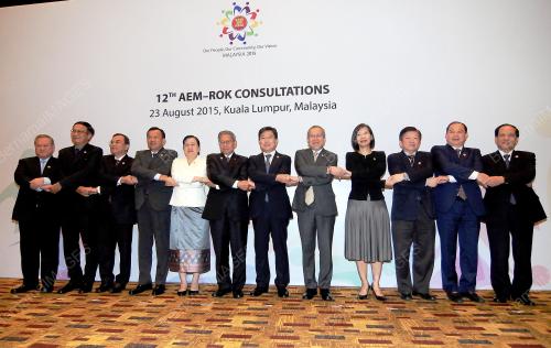 AEM14_23082015_AEM_ROK