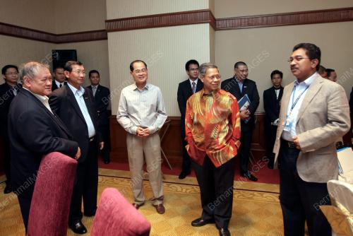 MUSTAPA MOHAMED