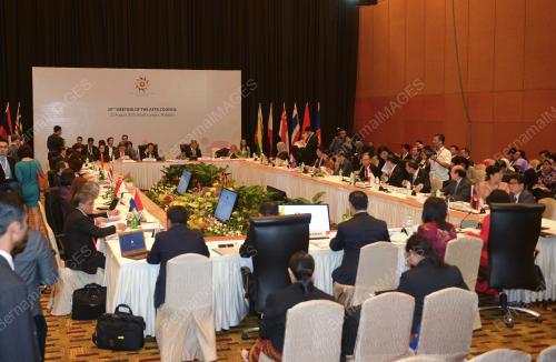AEM16_22082015_ASEAN_MEETING