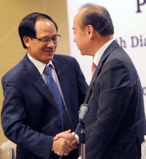 AEM18_21082015_ASEAN_FJCCIA