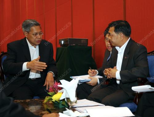 ASEAN ECONOMIC MINISTER RETREAT