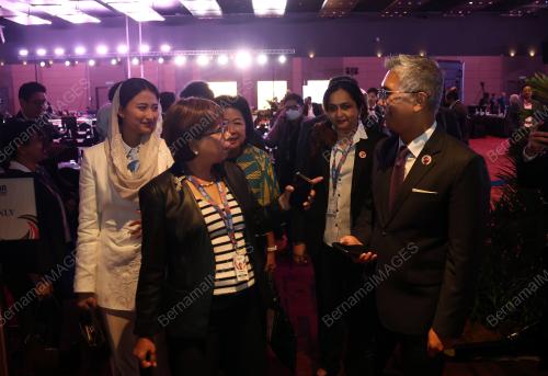 57th ASEAN ECONOMIC MINISTERSÃ• MEETING