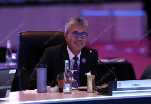 57th ASEAN ECONOMIC MINISTERSÃ• MEETING