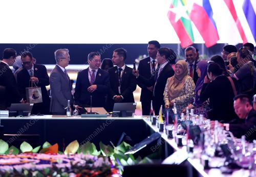 TENGKU DATUK SERI ZAFRUL ABDUL AZIZ