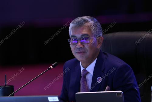 57th ASEAN ECONOMIC MINISTERSÃ• MEETING