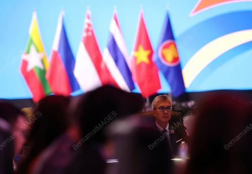 57th ASEAN ECONOMIC MINISTERSÃ• MEETING