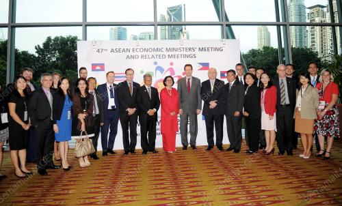 AEM45_22082015_USA_MUSTAPA