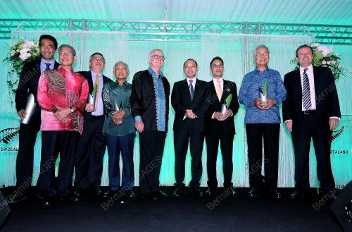 AEM48_22082015_NEW_ZEALAND