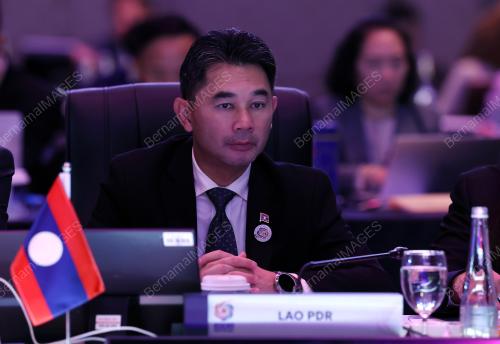 57th ASEAN ECONOMIC MINISTERSÃ• MEETING