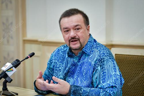 DATUK SERI AMIR HAMZAH AZIZAN