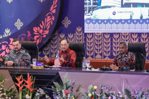 DATUK SERI ANWAR IBRAHIM