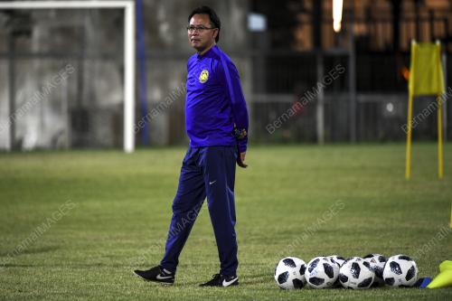 AG45_23082018_BOLA
