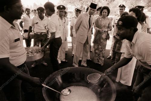 SULTAN AZLAN MUHIBBUDDIN SHAH
